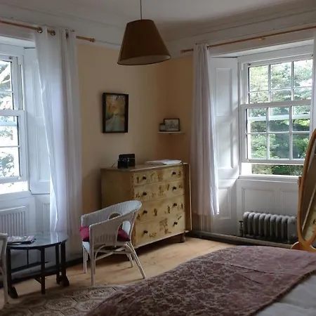 Reenglas House Bed & Breakfast