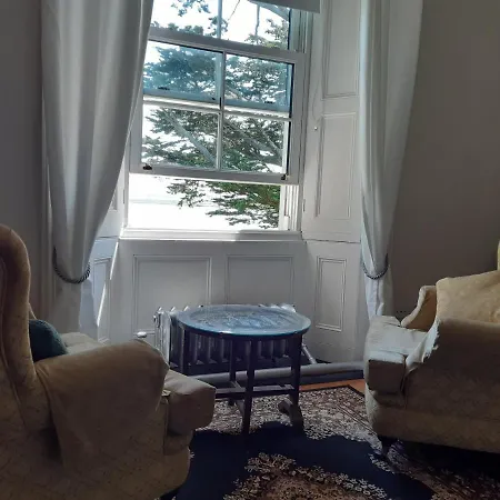 Reenglas House 住宿加早餐酒店