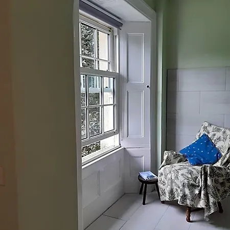 Bed & Breakfast Reenglas House Reenard