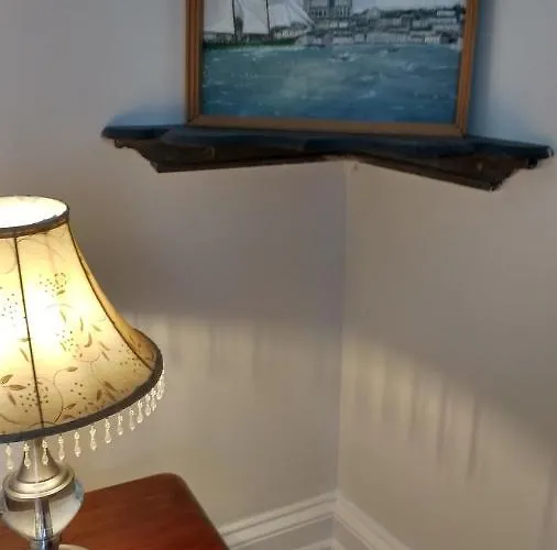 Bed & Breakfast Reenglas House Reenard