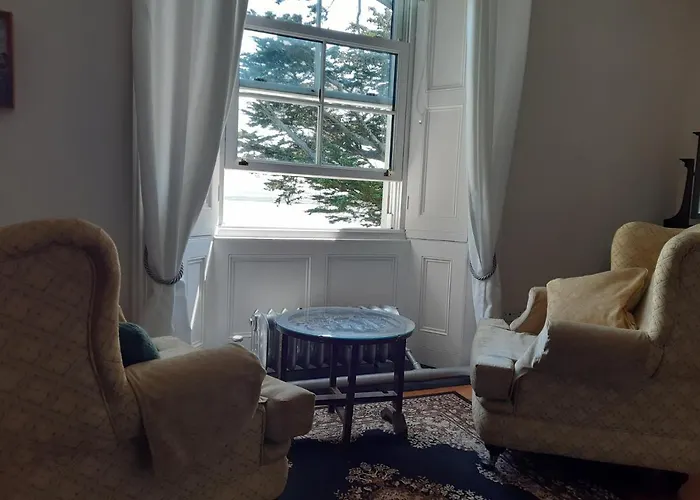 Reenglas House Oda ve Kahvaltı